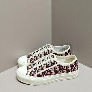 🚩steal authentic Dior Burgundy and Cream Sneakers